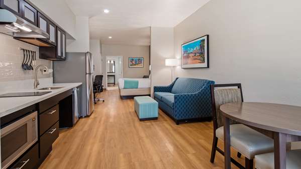 Suite - Best Western Ocean Villa Inn Port Aransas