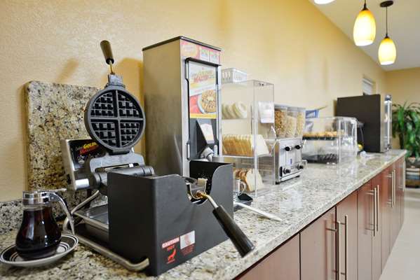 Restaurant - Best Western Padre Island Hotel Corpus Christi