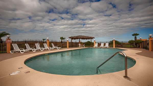 Pool - Best Western Padre Island Hotel Corpus Christi