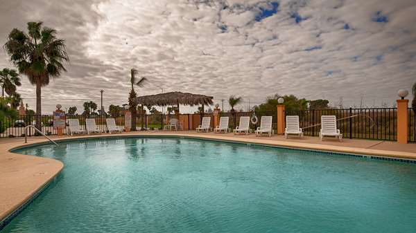 Pool - Best Western Padre Island Hotel Corpus Christi