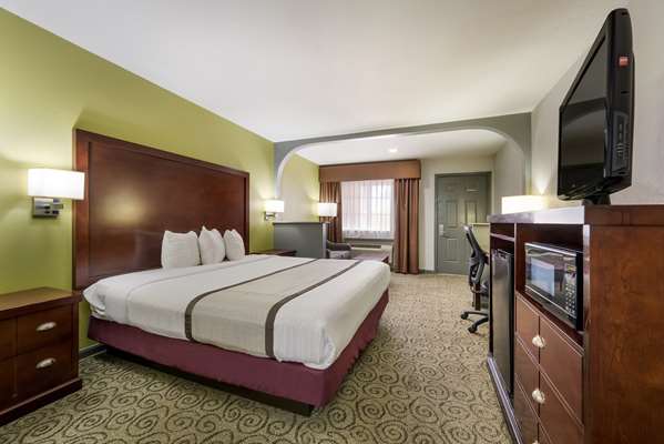  - SureStay Hotel by Best Western Deer Park