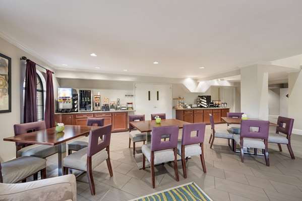 Restaurant - SureStay Hotel by Best Western Deer Park