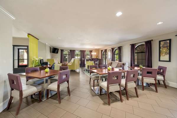 Restaurant - SureStay Hotel by Best Western Deer Park