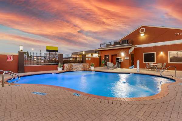 Pool - Best Western Plus Edinburg Inn & Suites