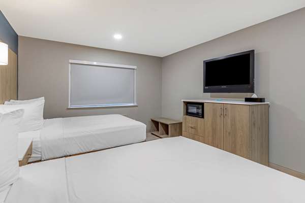 Suite - Best Western Plus Edinburg Inn & Suites