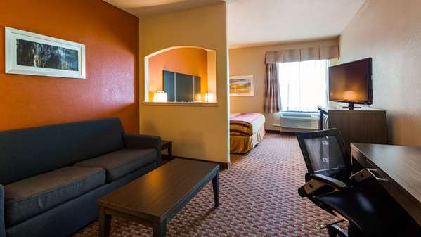Suite - Best Western Plus North Houston Inn & Suites - I-45, Exit 63