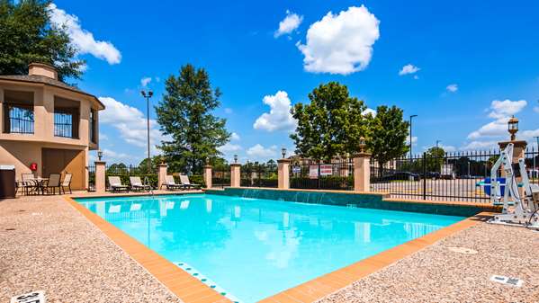 Pool - Best Western Plus North Houston Inn & Suites - I-45, Exit 63