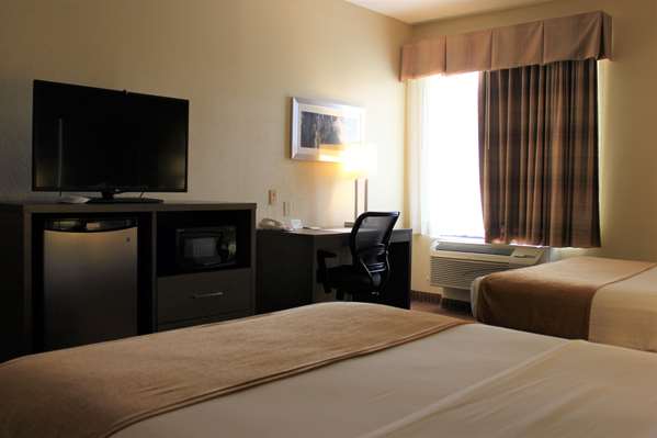  - Best Western Plus North Houston Inn & Suites - I-45, Exit 63