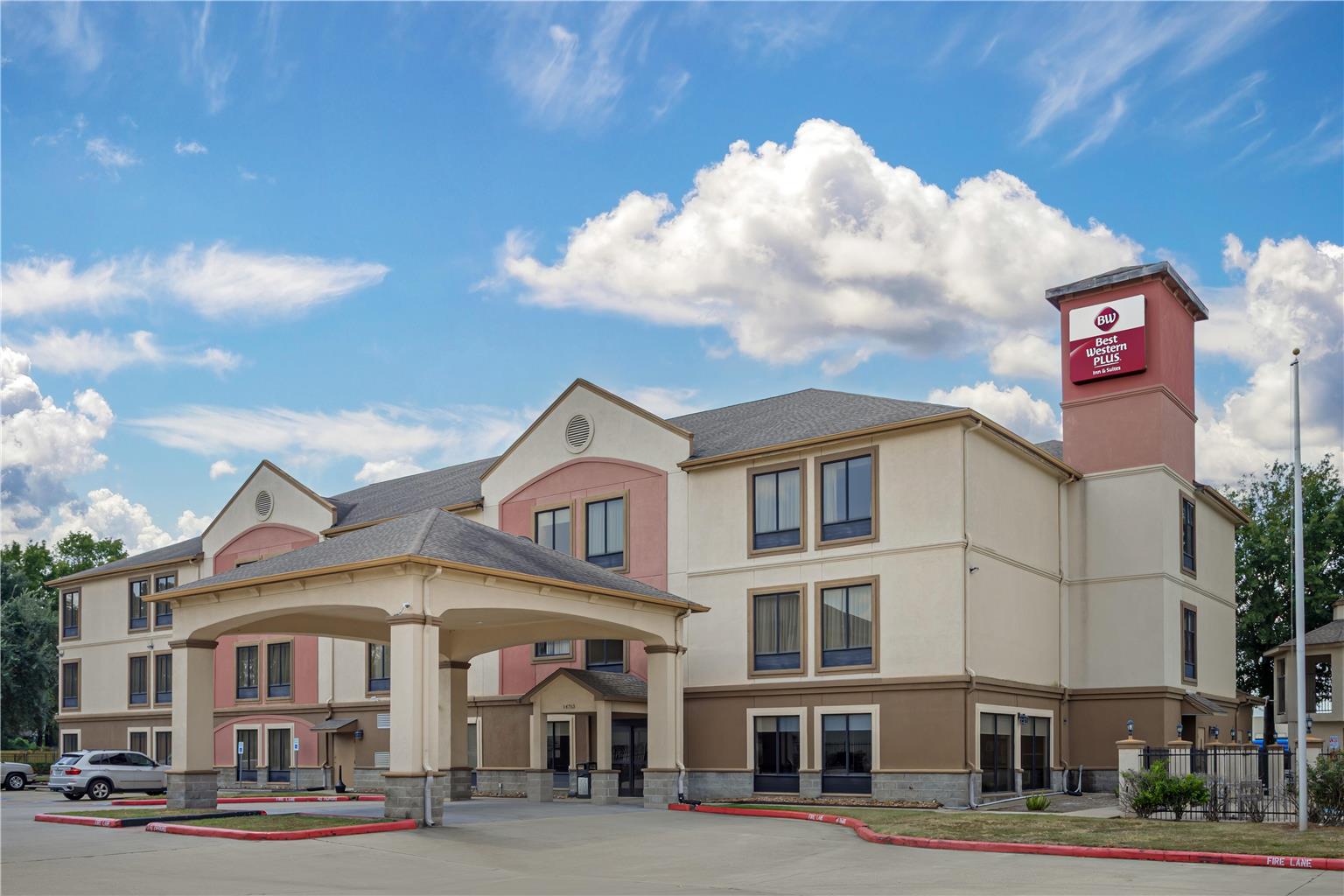 Best Western Plus North Houston Suites