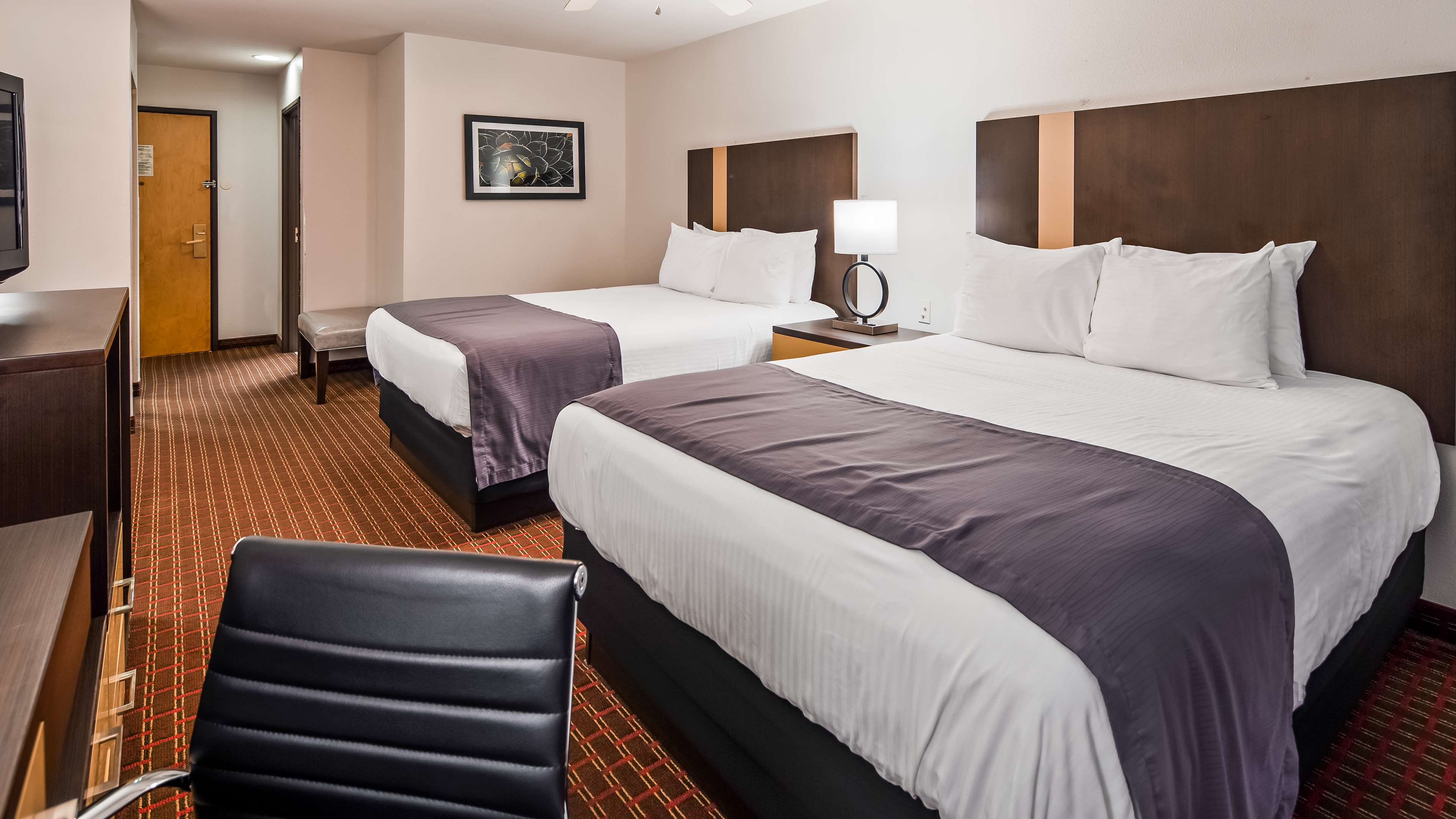 Best Western Inn & Suites Room Type - 2 Queen Beds, Non-Smoking, Oversized Room, Microwave And Refrigerator, Coffee Maker, Full Breakfast Best Western Inn & Suites Room Type - 2 Queen Beds, Non-Smoking, Oversized Room, Microwave And Refrigerator, Coffee Maker, Full Breakfast