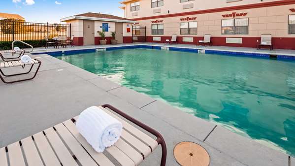 Pool - Best Western Inn & Suites Copperas Cove