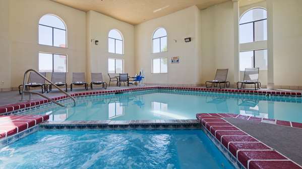 Pool - Best Western Windsor Inn Dumas