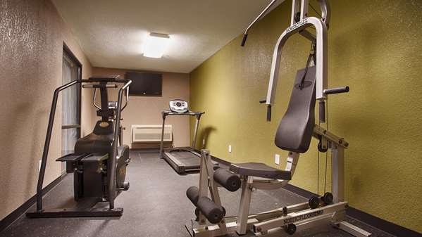 Fitness/ Exercise Room - Best Western Windsor Inn Dumas