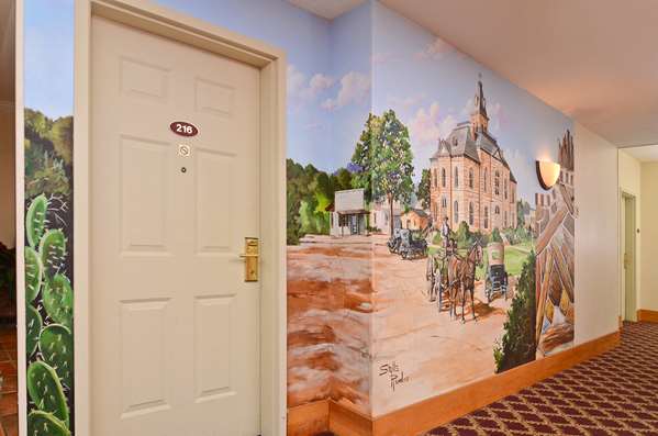  - Best Western Dinosaur Valley Inn & Suites Glen Rose