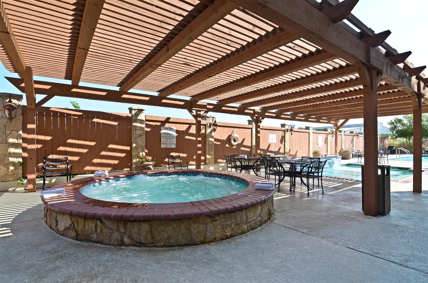 Best Western Dinosaur Valley Inn & Suites Glen Rose, TX See Discounts