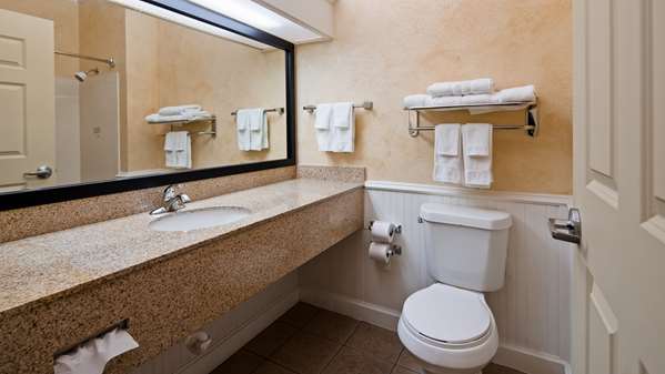  - Best Western Dinosaur Valley Inn & Suites Glen Rose