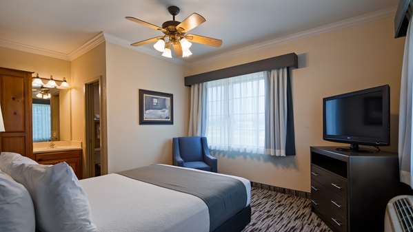 Suite - Best Western Dinosaur Valley Inn & Suites Glen Rose