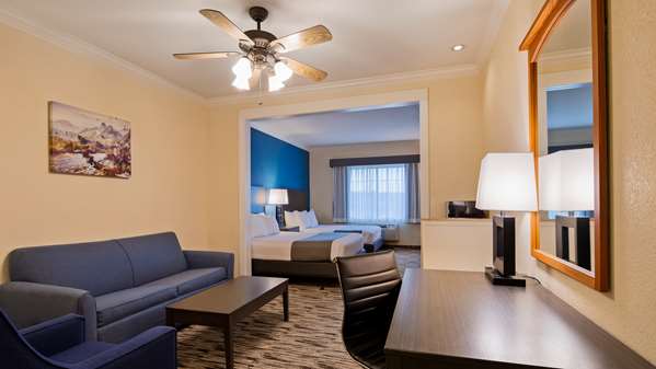 Suite - Best Western Dinosaur Valley Inn & Suites Glen Rose