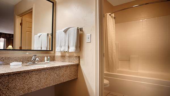  - Best Western Snyder Inn