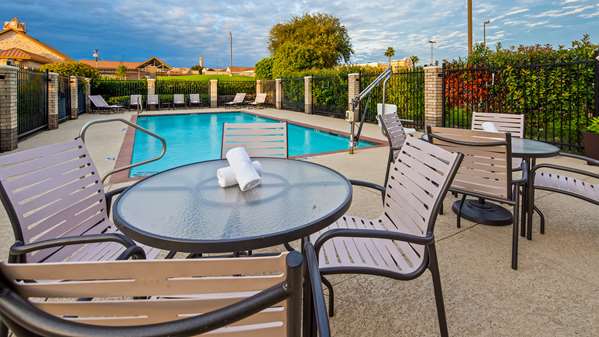 Pool - Best Western Plus Lake Worth Inn & Suites - I-820, Exit 10