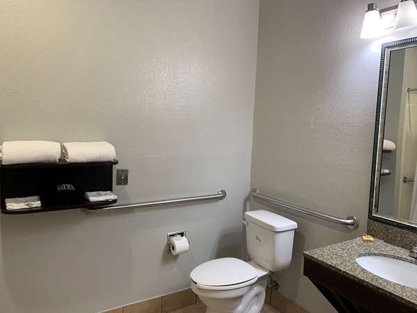  - Best Western Plus Lake Worth Inn & Suites - I-820, Exit 10