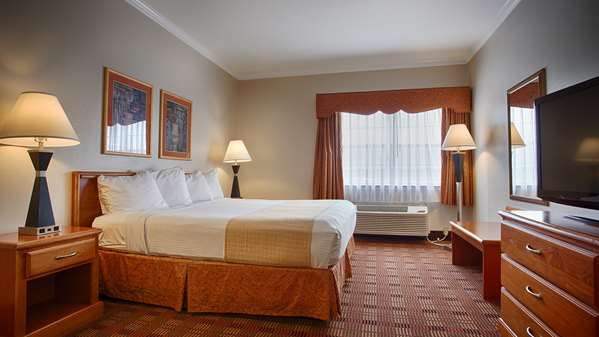  - Best Western Club House Inn & Suites Mineral Wells