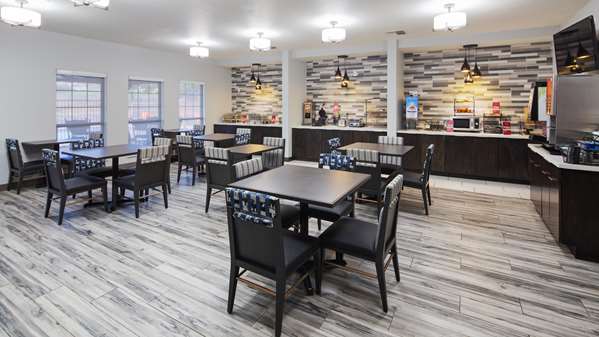 Amenities - Best Western Plus Fredericksburg Hotel