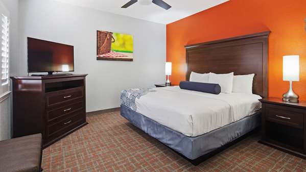  - Best Western Plus Fredericksburg Hotel