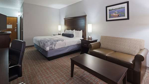  - Best Western Plus Fredericksburg Hotel