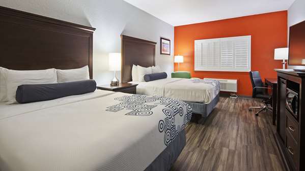  - Best Western Plus Fredericksburg Hotel