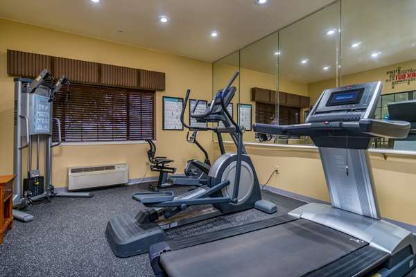 Fitness/ Exercise Room - Best Western Plus Shamrock Inn & Suites - I-40, Exit 163