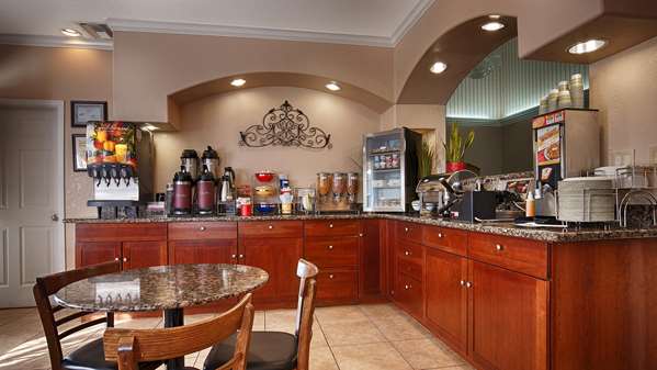 Amenities - Best Western Angleton Inn