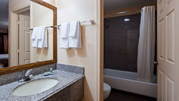  - Best Western Executive Inn Marshall - I-20, Exit 617