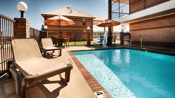 Pool - Best Western Executive Inn Marshall - I-20, Exit 617