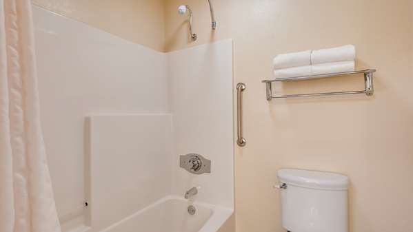  - Best Western Pineywoods Inn Atlanta