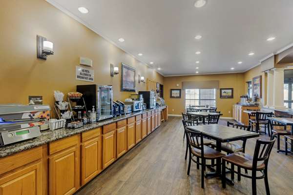 Amenities - Best Western Plus Red River Inn Clarendon