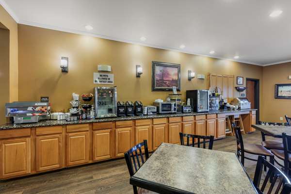 Amenities - Best Western Plus Red River Inn Clarendon