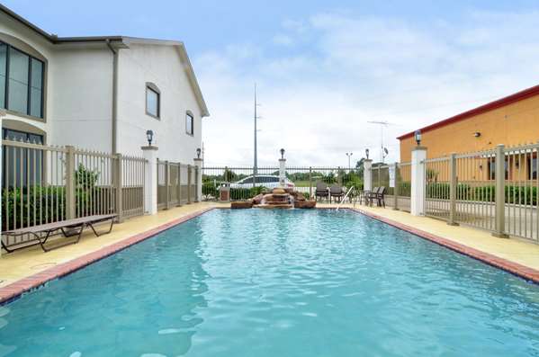 Pool - Best Western Dayton Inn & Suites