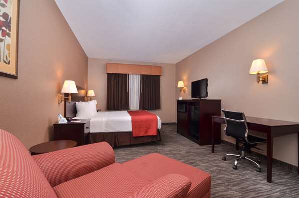  - Best Western Dayton Inn & Suites