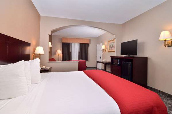 Suite - Best Western Dayton Inn & Suites
