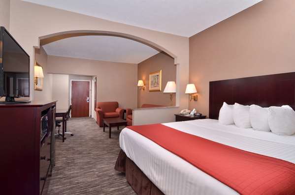 Suite - Best Western Dayton Inn & Suites
