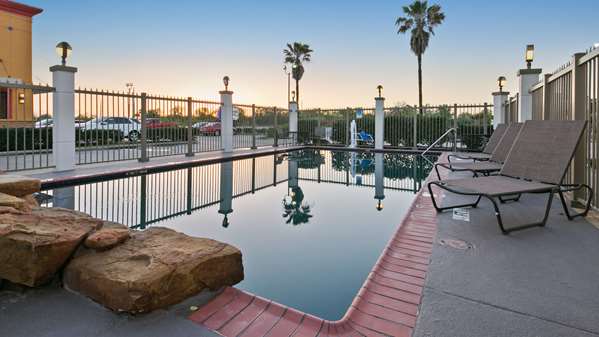 Pool - Best Western Dayton Inn & Suites