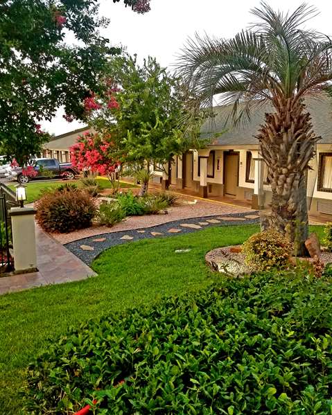 Exterior view - Best Western Post Oak Inn Burnet