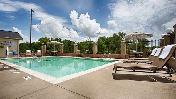 Pool - Best Western Executive Inn Corsicana - I-45, Exit 231