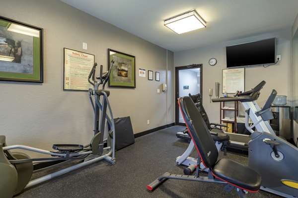 Fitness/ Exercise Room - Best Western Plus Victoria Inn & Suites