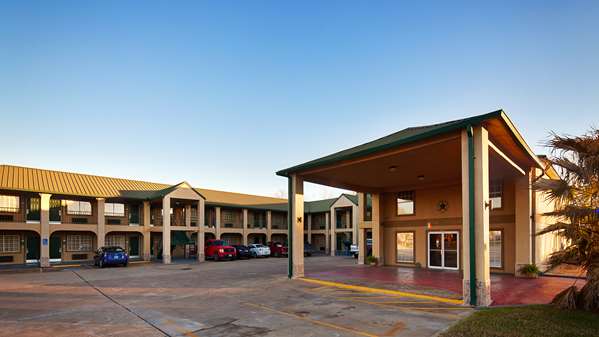 Exterior view - Best Western Executive Inn Hallettsville