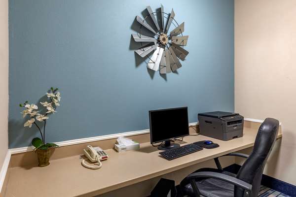 Conference Area - Best Western Palo Duro Canyon Inn & Suites - I-27, Exit 106