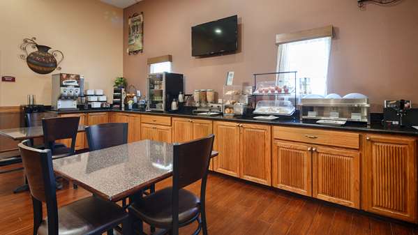 Restaurant - Best Western Windwood Inn & Suites Freer