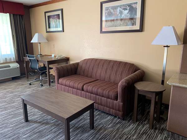 Suite - Best Western Windwood Inn & Suites Freer
