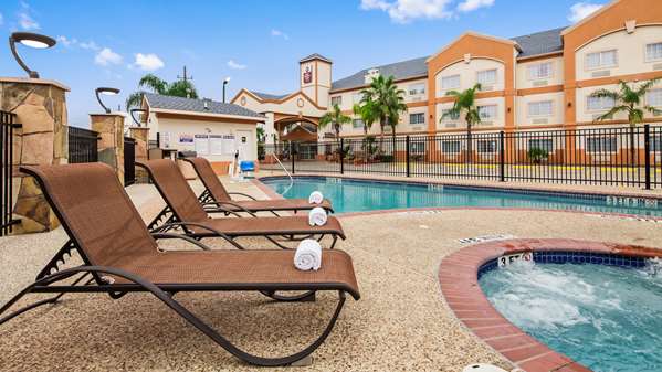 Pool - Best Western Plus Atascocita Inn & Suites Humble